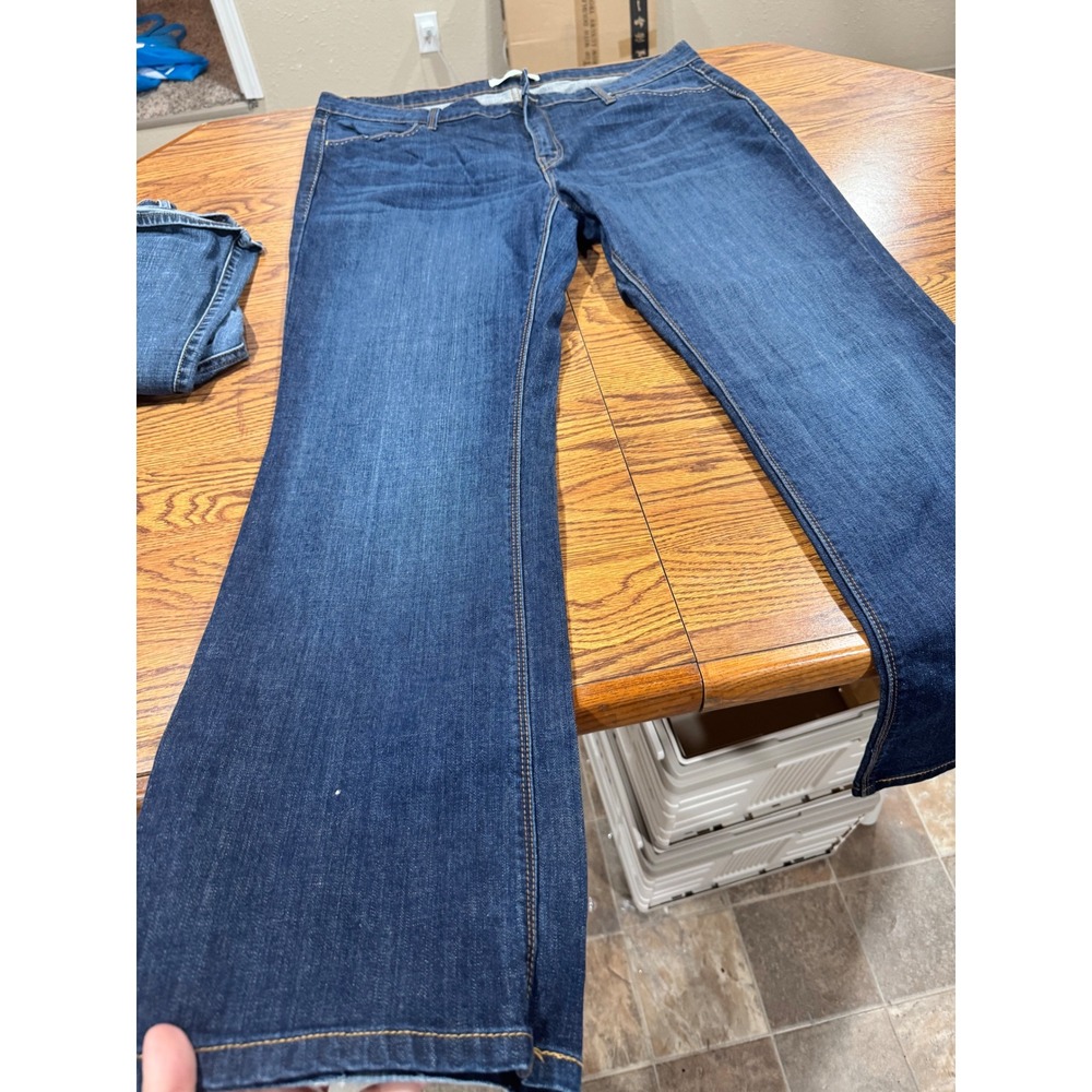 Levis 590 Boot Cut Jeans Womens Dark Wash Flap Pocket Denim Blue Pants